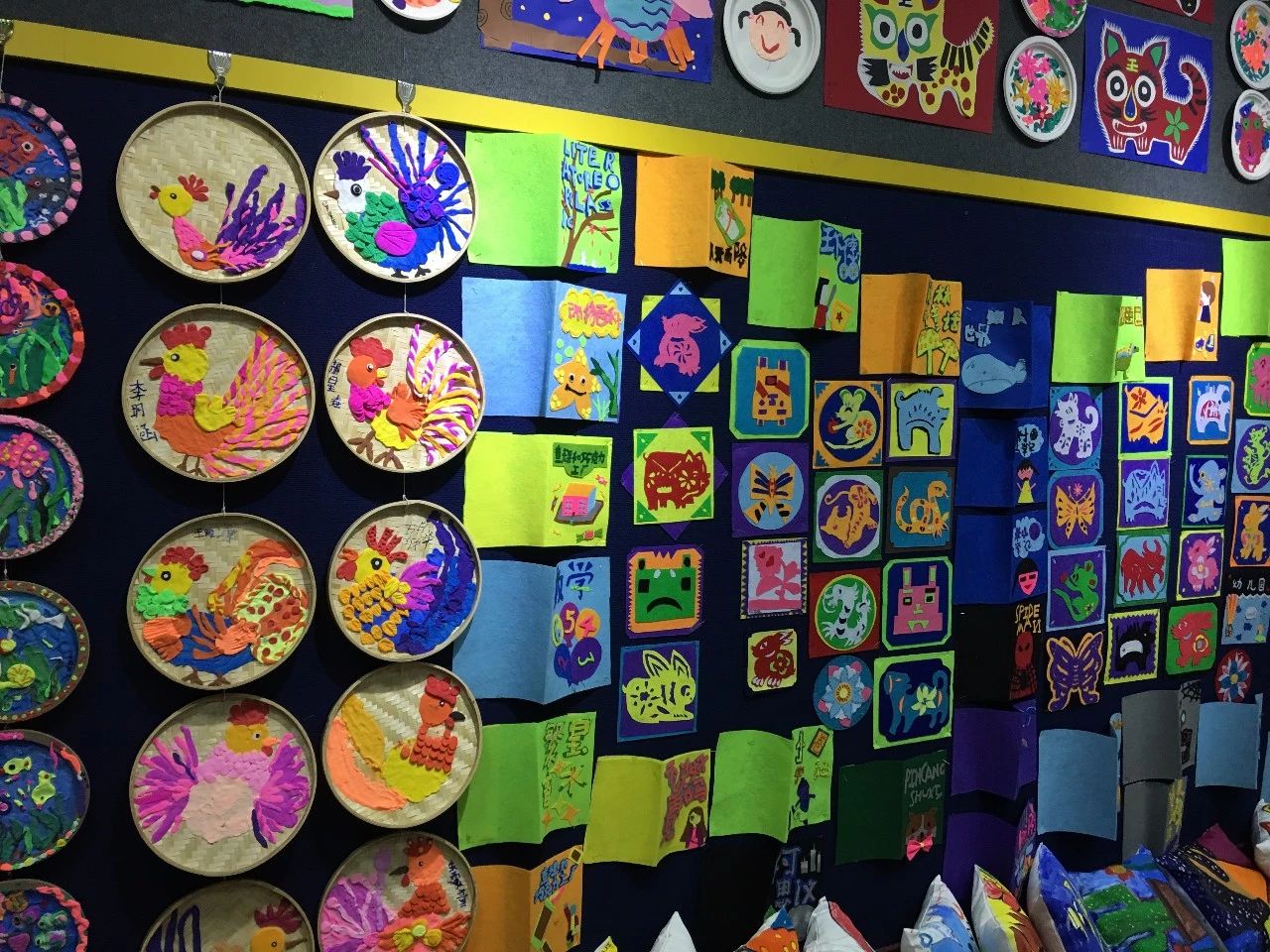 幼儿园小学生图片作品隔断展板 儿童画展用展示架 简易挂画展览-阿里巴巴